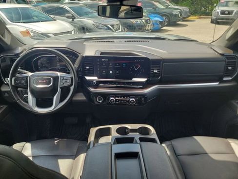 Used 2024 GMC Sierra 1500 SLT AWD/4WD image 13