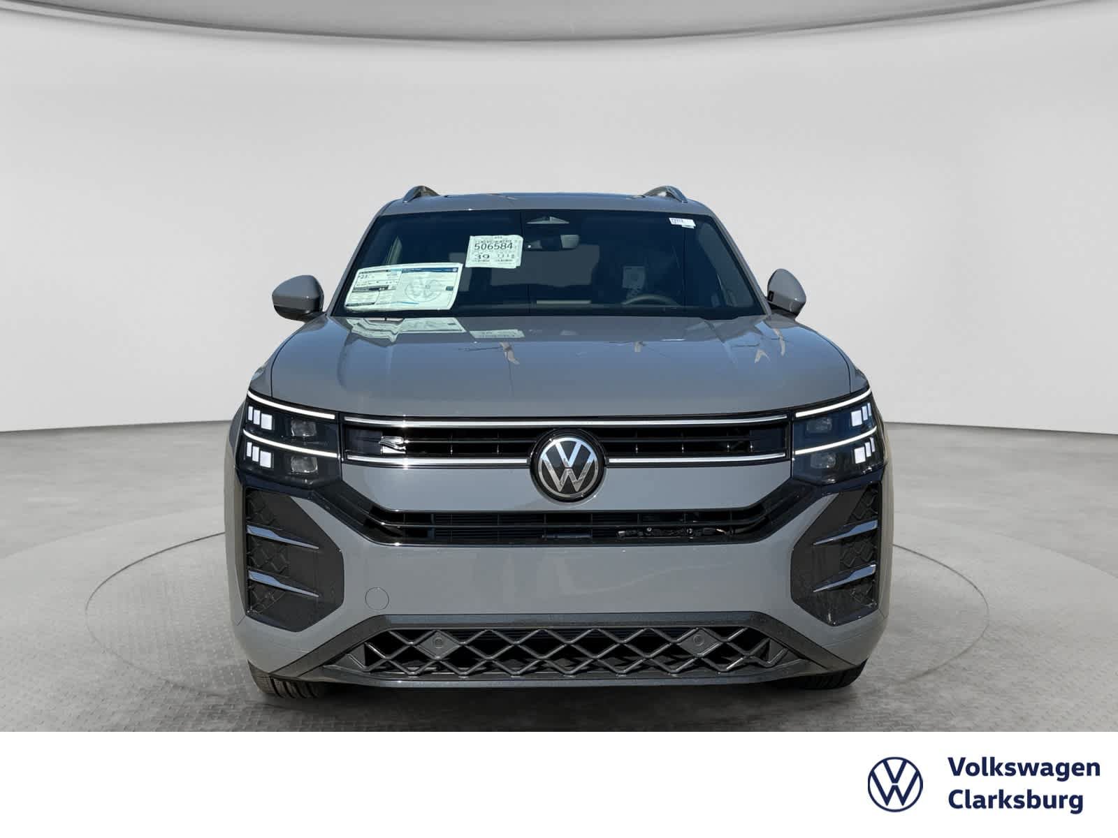 New 2027 Volkswagen Atlas SEL R-Line AWD/4WD image 2