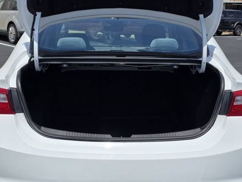 Used 2023 Chevrolet Malibu LS FWD image 26