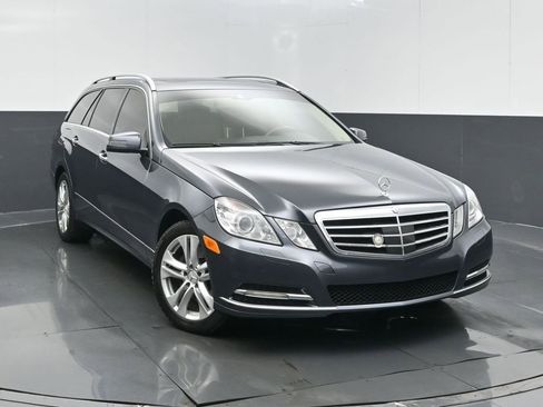 Used 2011 Mercedes-Benz E 350 E 350 image 2