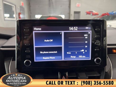 Used 2020 Toyota Corolla LE FWD image 24