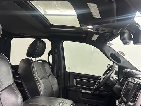 Used 2018 RAM 1500 Limited image 44