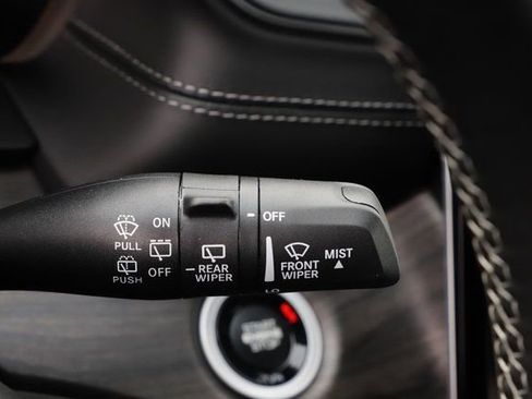 New 2025 Jeep Grand Cherokee L Limited AWD/4WD image 36