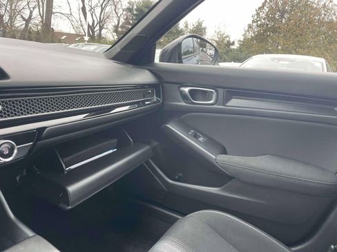 Certified 2025 Honda Civic Sport image 31