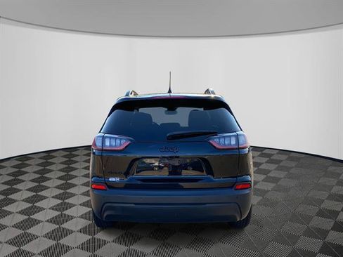 Used 2023 Jeep Cherokee Altitude Lux image 6