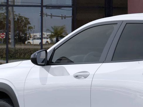 New 2026 Chevrolet Trax RS w/ Sunroof Package image 12