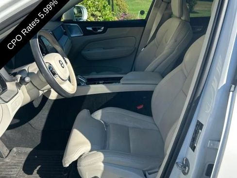 Used 2023 Volvo XC60 B6 Ultimate AWD/4WD image 2