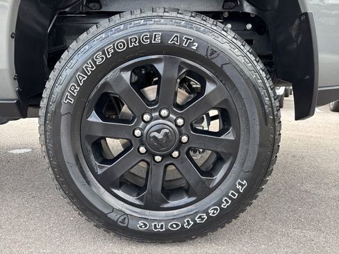 New 2026 RAM 2500 Laramie AWD/4WD image 13