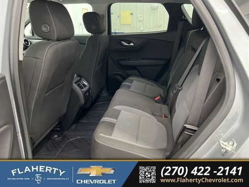 Used 2025 Chevrolet Blazer LT image 11