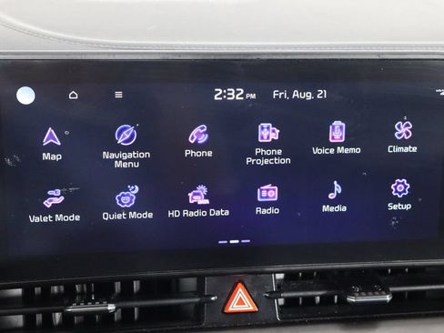 Used 2025 Kia Sportage EX FWD image 32