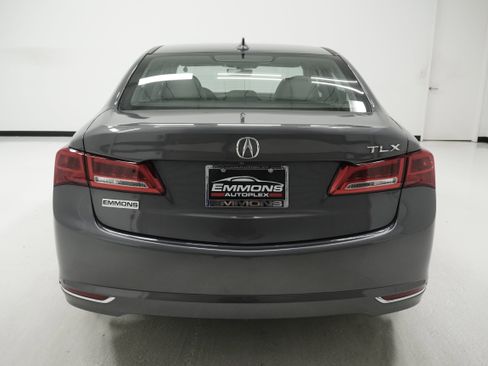 Used 2019 Acura TLX image 5