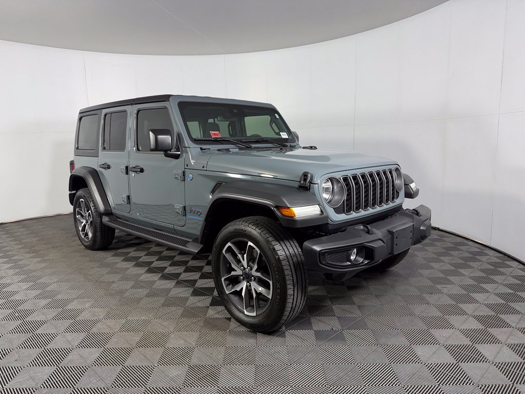 Used 2025 Jeep Wrangler Unlimited Sport S 4xe w/ Convenience Group AWD/4WD image 4