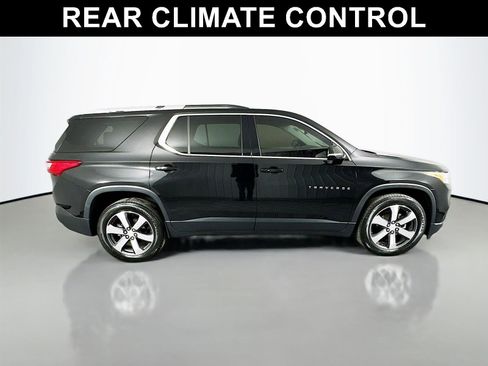 Used 2018 Chevrolet Traverse LT image 8