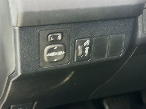 Certified 2016 Toyota RAV4 LE image 10