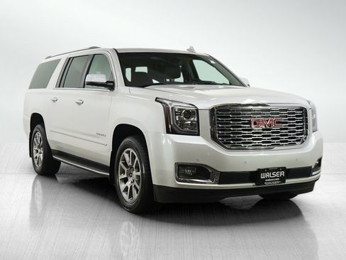Used 2019 GMC Yukon XL Denali AWD/4WD image 7