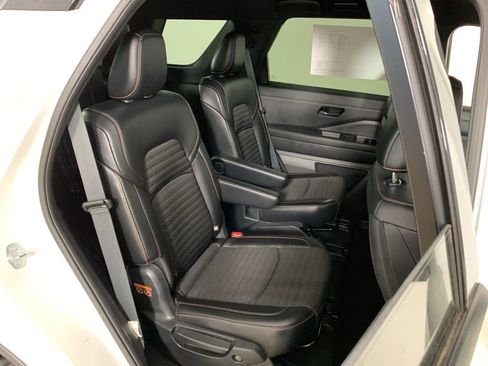 Used 2023 Nissan Pathfinder Rock Creek image 38