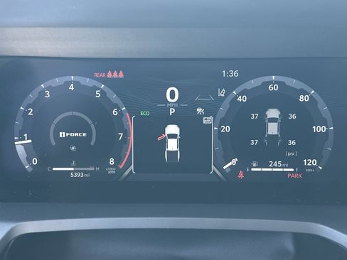 Used 2025 Toyota Tacoma TRD Sport image 27