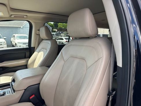 Used 2024 Ford Expedition Max Limited AWD/4WD image 14