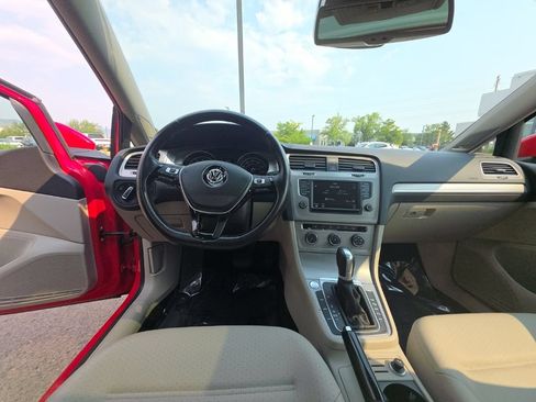 Used 2016 Volkswagen Golf SE w/ Lighting Package FWD image 12
