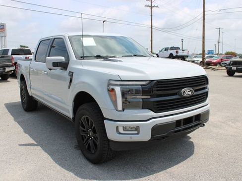 Used 2024 Ford F150 Platinum w/ FX4 Off-Road Package AWD/4WD image 3