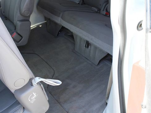 Used 2017 Chrysler Pacifica Touring Plus w/ Tire & Wheel Group image 48