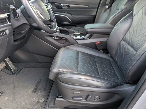Used 2024 Kia Telluride SX Prestige X-Pro AWD/4WD image 14