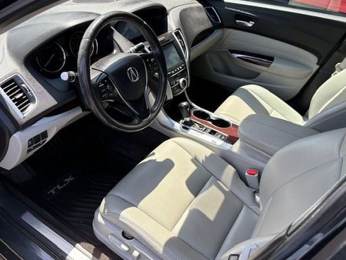Used 2015 Acura TLX FWD image 12