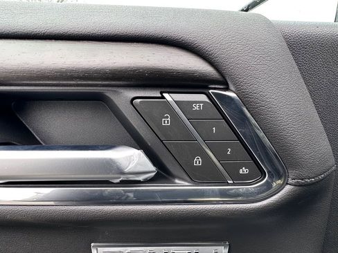 New 2026 GMC Sierra 1500 Denali w/ Denali Reserve Package AWD/4WD image 18