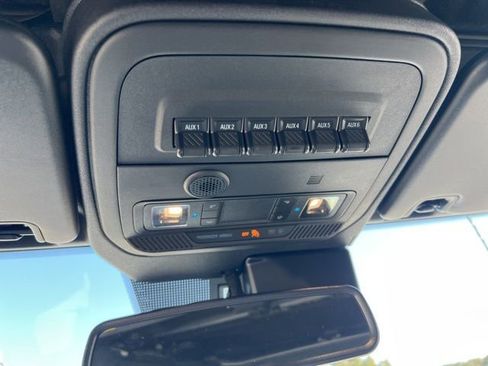 Used 2023 Ford Bronco Badlands w/ Sasquatch Package image 24