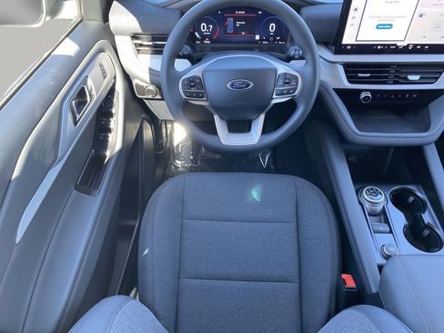 New 2026 Ford Explorer Active image 8