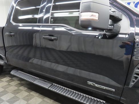 Used 2024 Ford F250 XLT w/ XLT Premium Package image 38