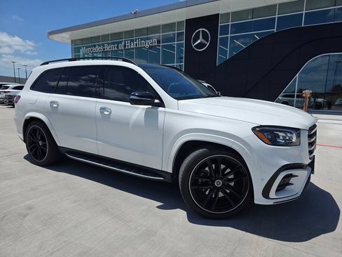 Used 2024 Mercedes-Benz GLS 580 4MATIC image 1