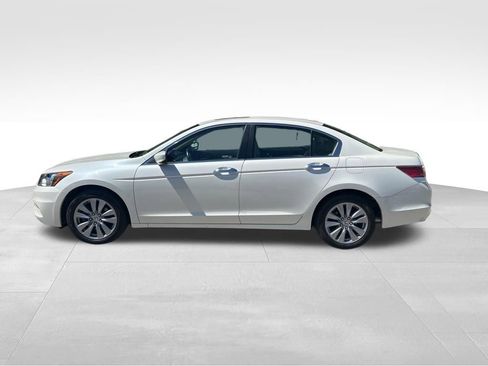 Used 2011 Honda Accord EX-L image 2
