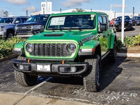 New 2026 Jeep Gladiator Mojave image 4