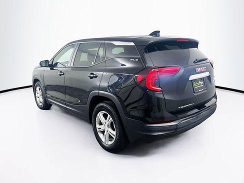 Used 2024 GMC Terrain SLE image 5