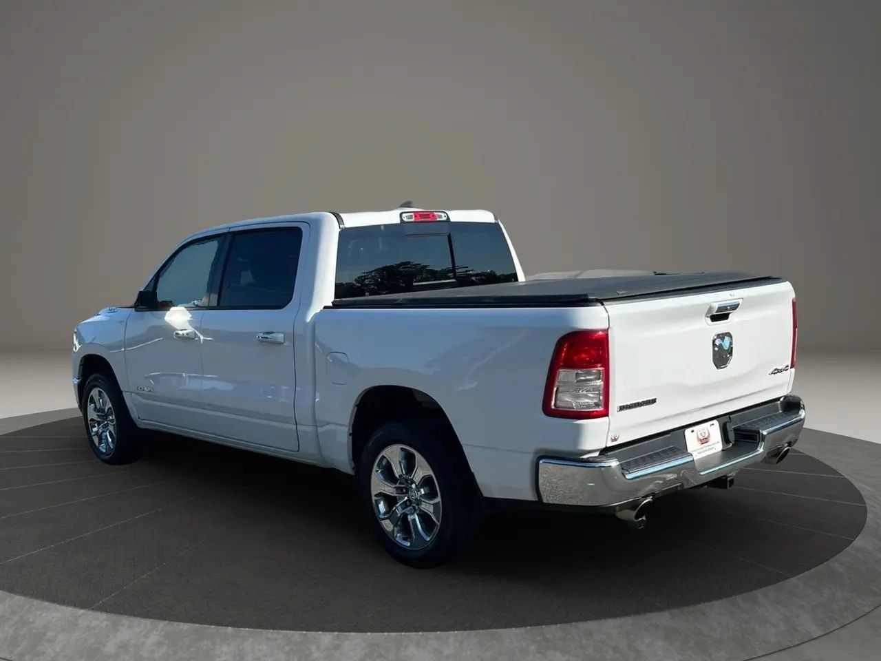 Used 2020 RAM 1500 Big Horn AWD/4WD image 4