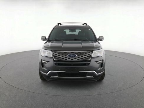 Used 2018 Ford Explorer Platinum AWD/4WD image 6
