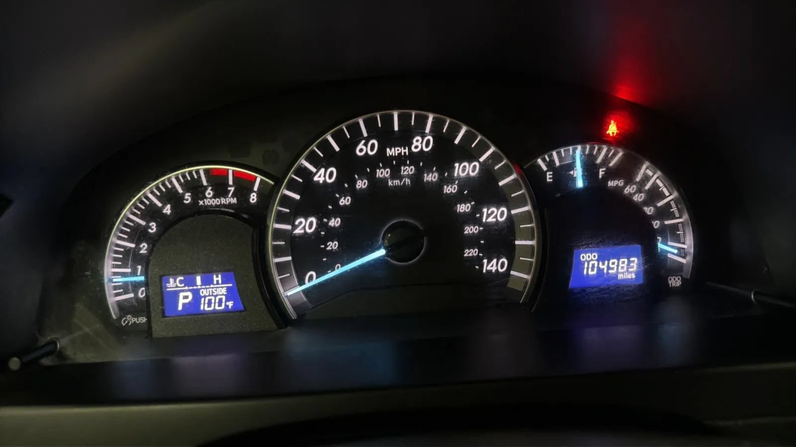 Used 2013 Toyota Camry SE FWD image 12
