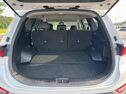 Used 2019 Hyundai Santa Fe SE FWD image 10
