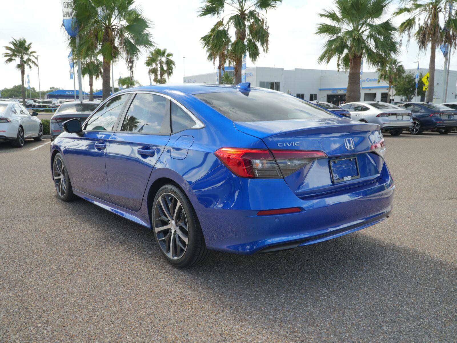 Used 2023 Honda Civic Touring image 14