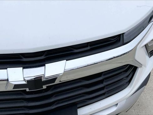 Used 2024 Chevrolet TrailBlazer LT FWD image 29
