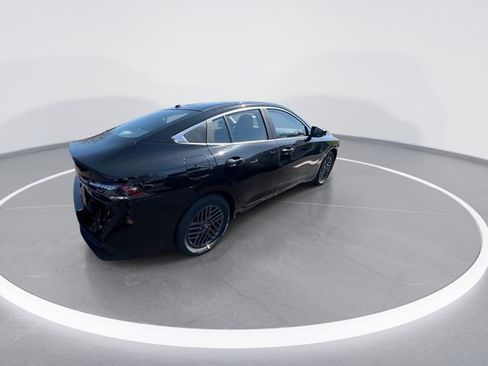 New 2026 Nissan Sentra SV w/ SV Convenience Package FWD image 8
