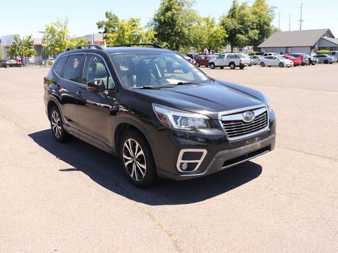 Used 2019 Subaru Forester Limited AWD/4WD image 3