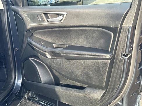 Used 2024 Ford Edge SEL w/ Convenience Package image 29