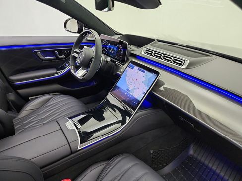 Used 2025 Mercedes-Benz S 63 AMG S image 19