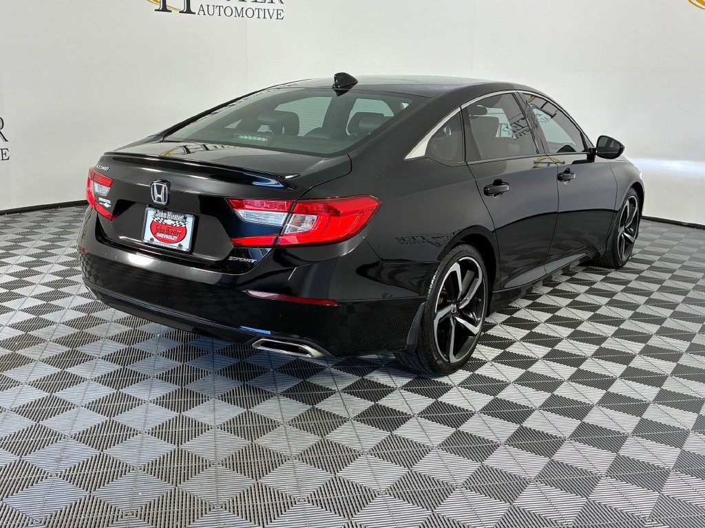 Used 2018 Honda Accord Sport image 9