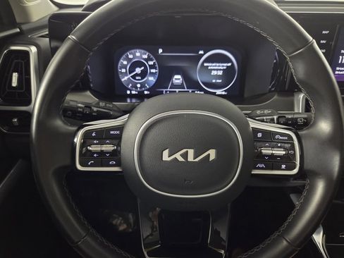 Used 2023 Kia Sorento SX FWD image 16