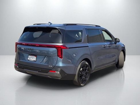Used 2026 Kia Carnival SX Prestige FWD image 4