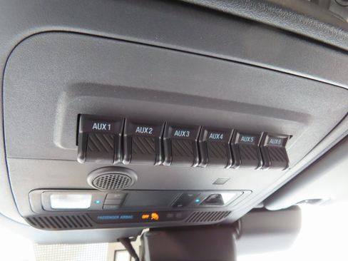 New 2025 Ford Bronco Badlands image 20