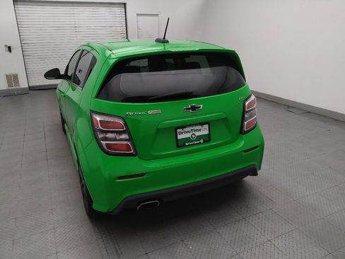 Used 2017 Chevrolet Sonic LT w/ Fun and Sun Package FWD image 6